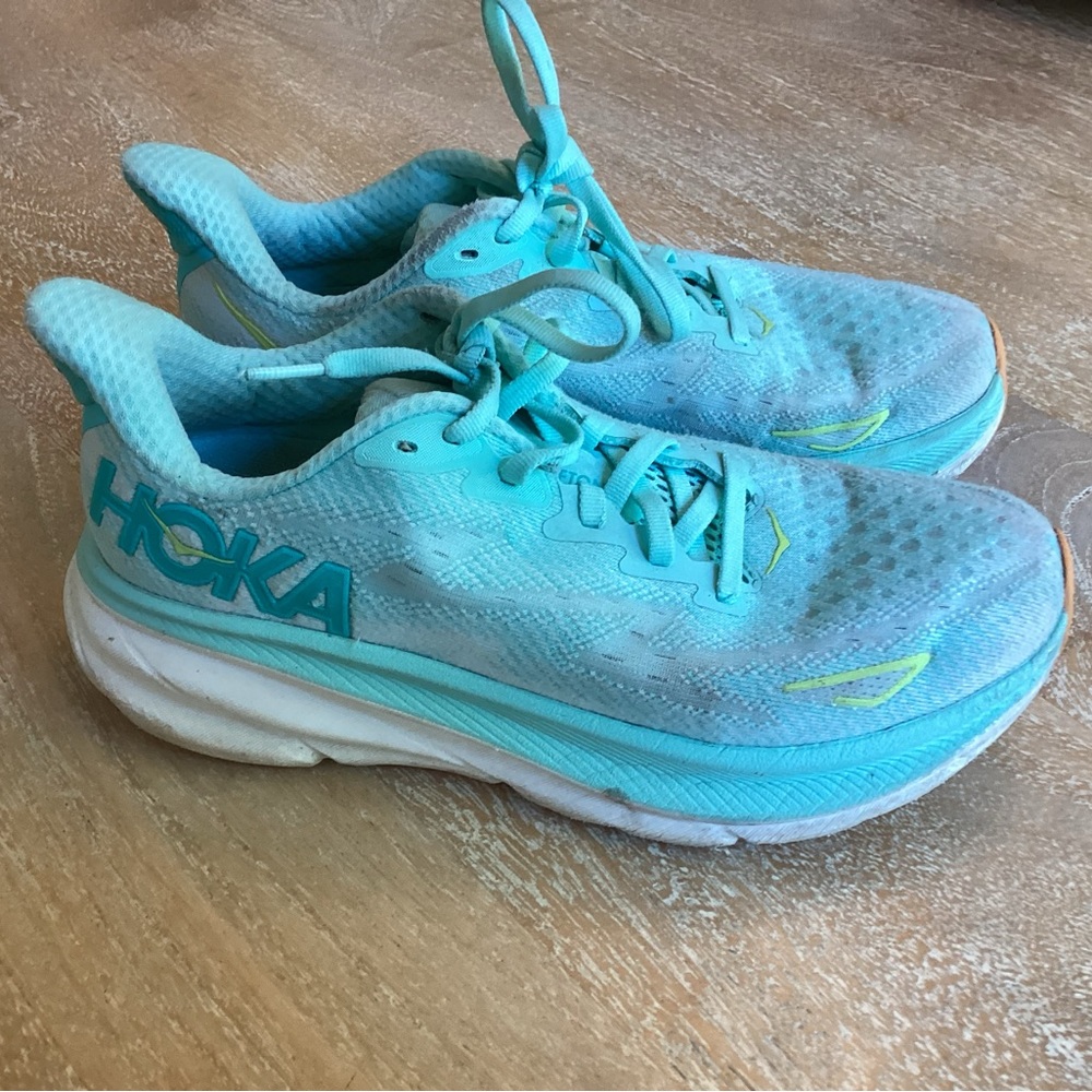Hoka Women's Aqua Running Shoes